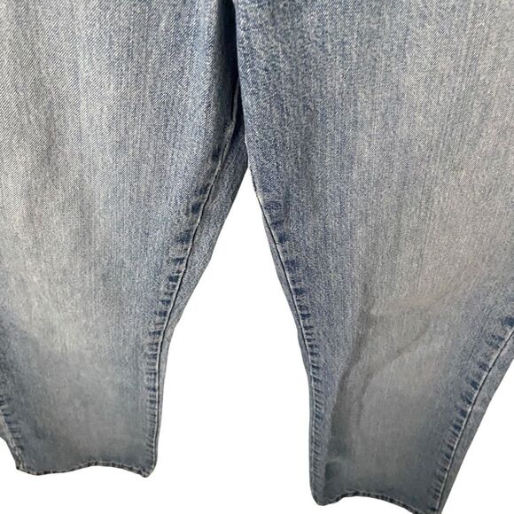 Vintage Calvin Klein Classic Blue Women's Jeans in Size 6 - Picture 6 of 9